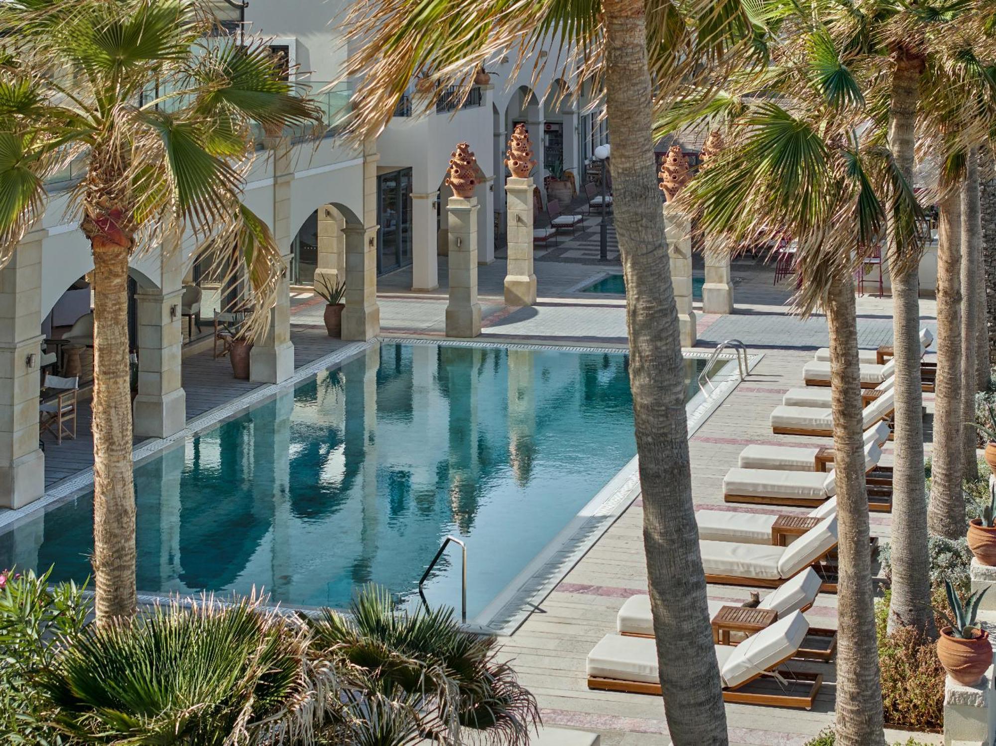 Grecotel Plaza House Отель