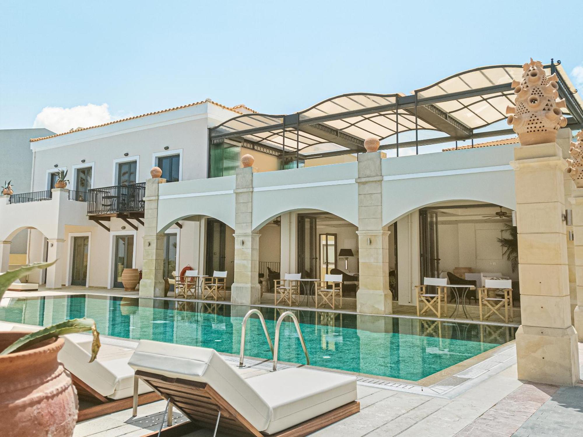 Отель Grecotel Plaza House 4*